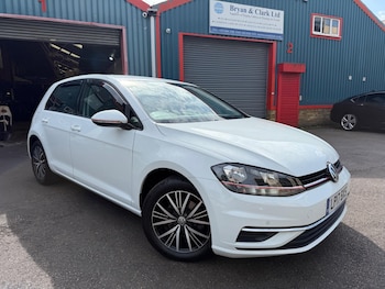Used Volkswagen Golf 2017 for sale - 75769304: Photo