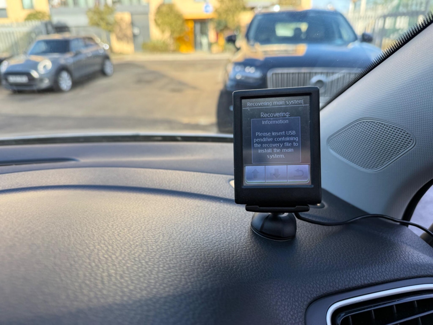 Used Volkswagen Polo 2013 for sale - 77538154: Photo 11