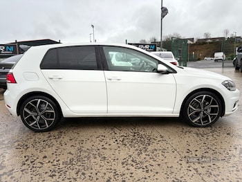 Used Volkswagen Golf 2018 for sale - 77538887: Photo