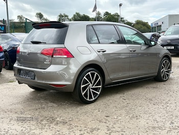 Used Volkswagen Golf 2015 for sale - 79522074: Photo