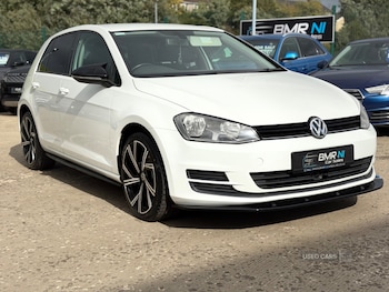 Volkswagen - Golf
