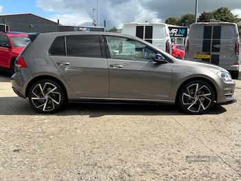 Used Volkswagen Golf 2015 for sale - 75732645: Photo
