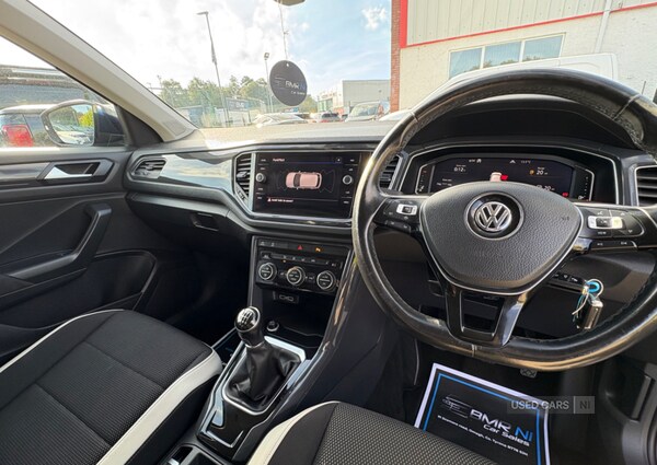 Used Volkswagen T-Roc 2018 for sale - 76085848: Photo 11