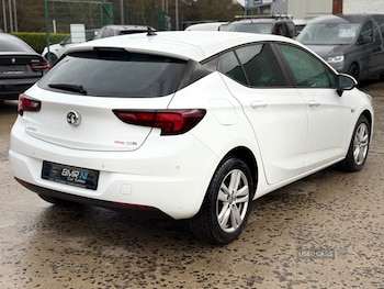 Used Vauxhall Astra 2018 for sale - 77697163: Photo