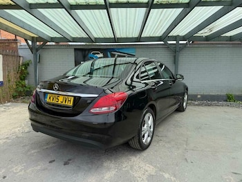 Used Mercedes-Benz C Class 2015 for sale - 78964703: Photo
