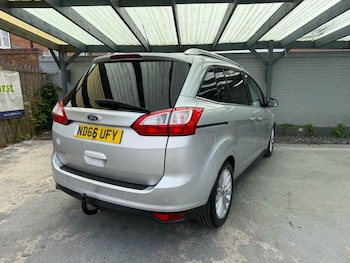 Used Ford Grand C-Max 2017 for sale - 79289572: Photo