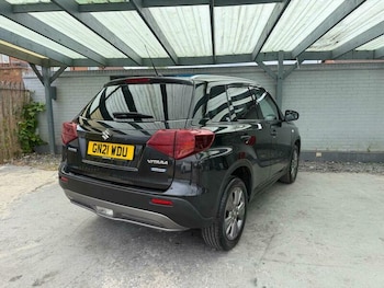 Used Suzuki Vitara 2021 for sale - 79121030: Photo