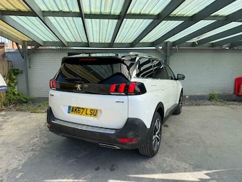 Used Peugeot 5008 2017 for sale - 79023458: Photo
