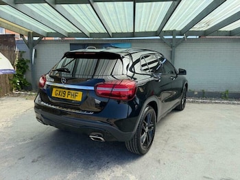 Used Mercedes-Benz GLA 2019 for sale - 79210655: Photo