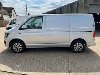 Used Volkswagen Transporter 2020 for sale - 75783198: Photo