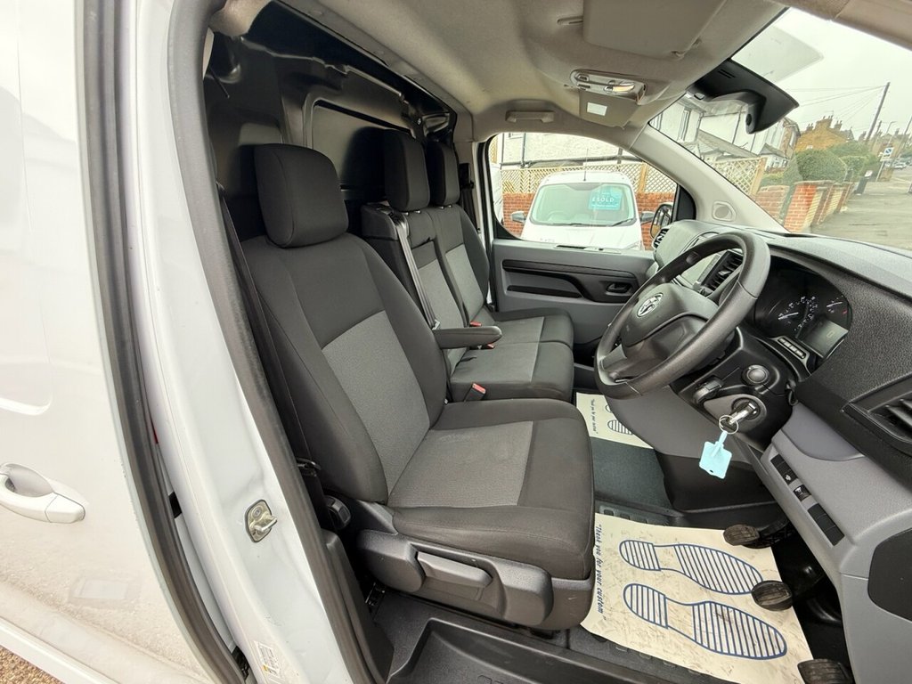 Used Vauxhall Vivaro 2022 for sale - 75783211: Photo 25