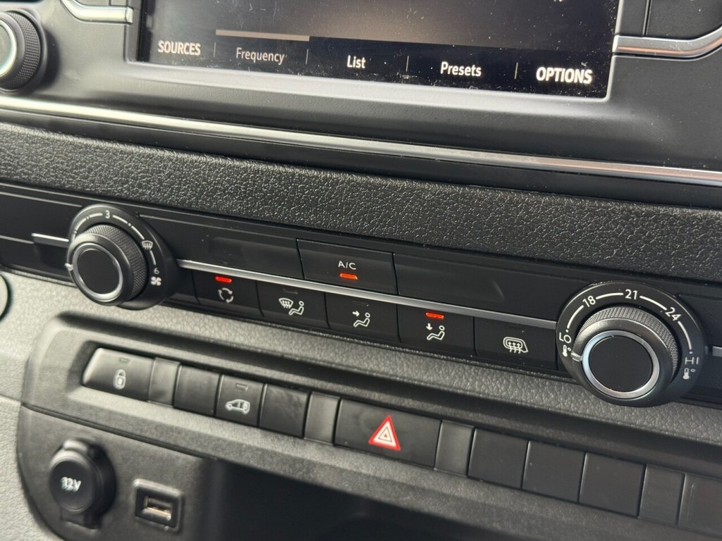 Used Vauxhall Vivaro 2022 for sale - 75783211: Photo 26