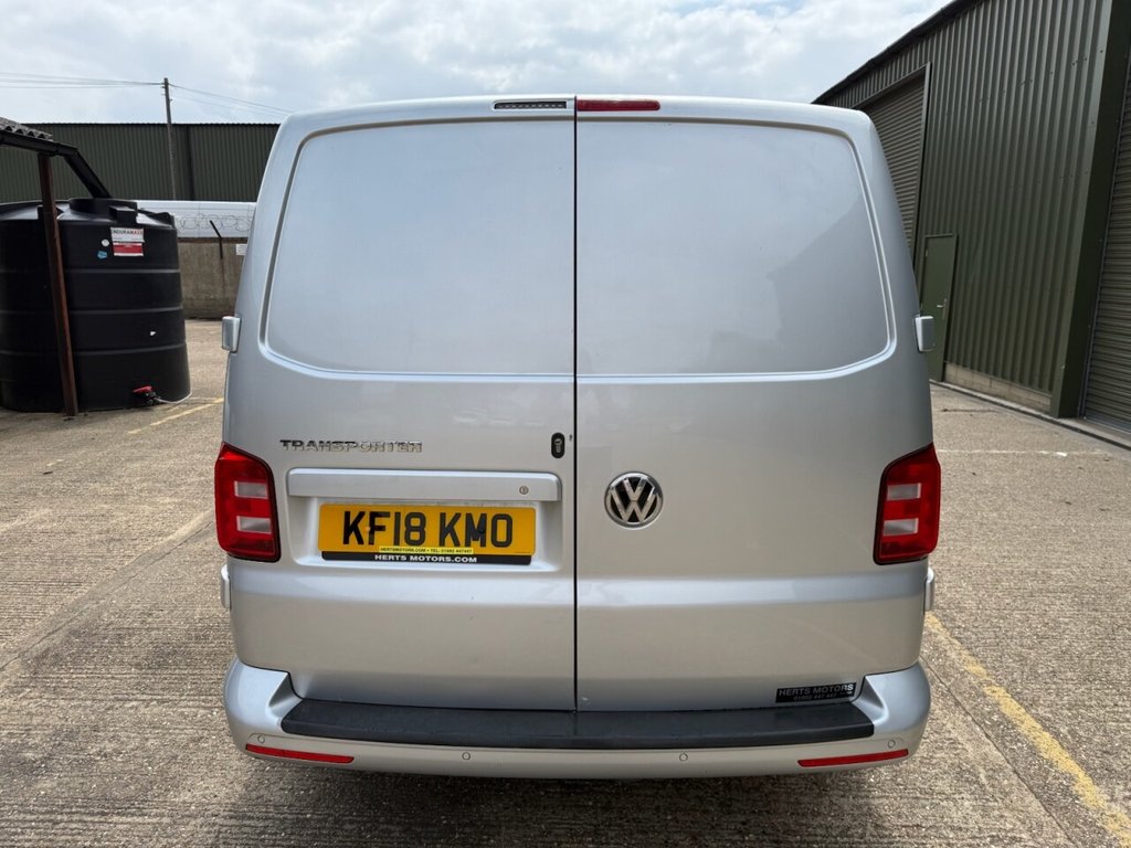Used Volkswagen Transporter 2018 for sale - 75867861: Photo 12