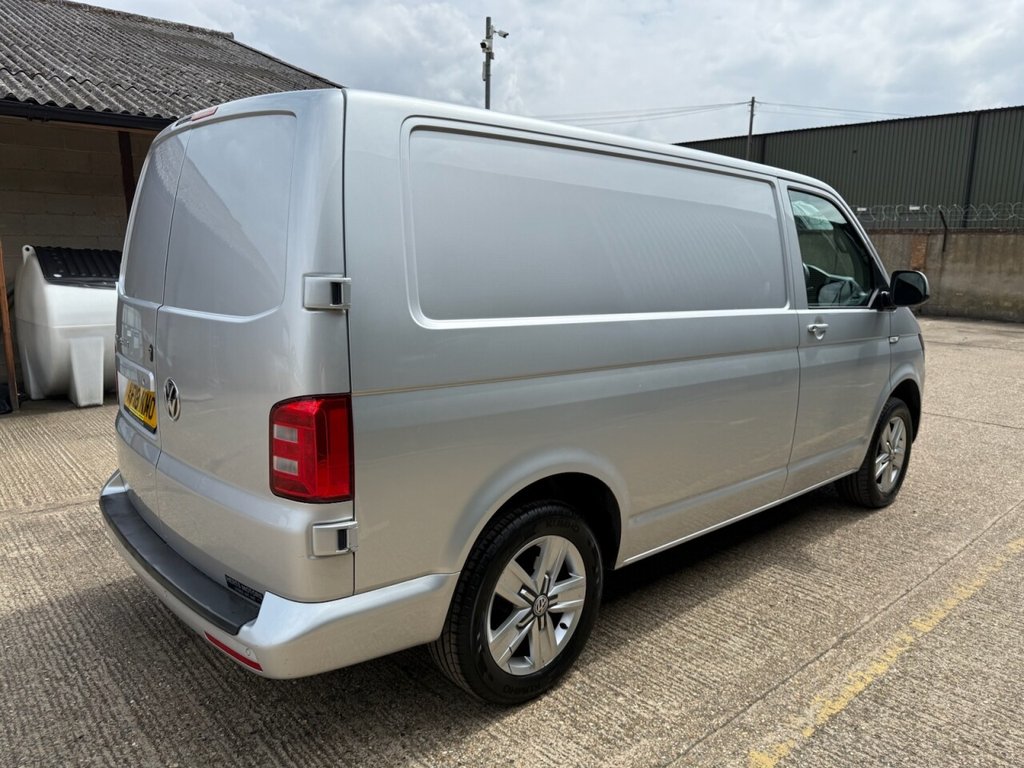 Used Volkswagen Transporter 2018 for sale - 75867861: Photo 15