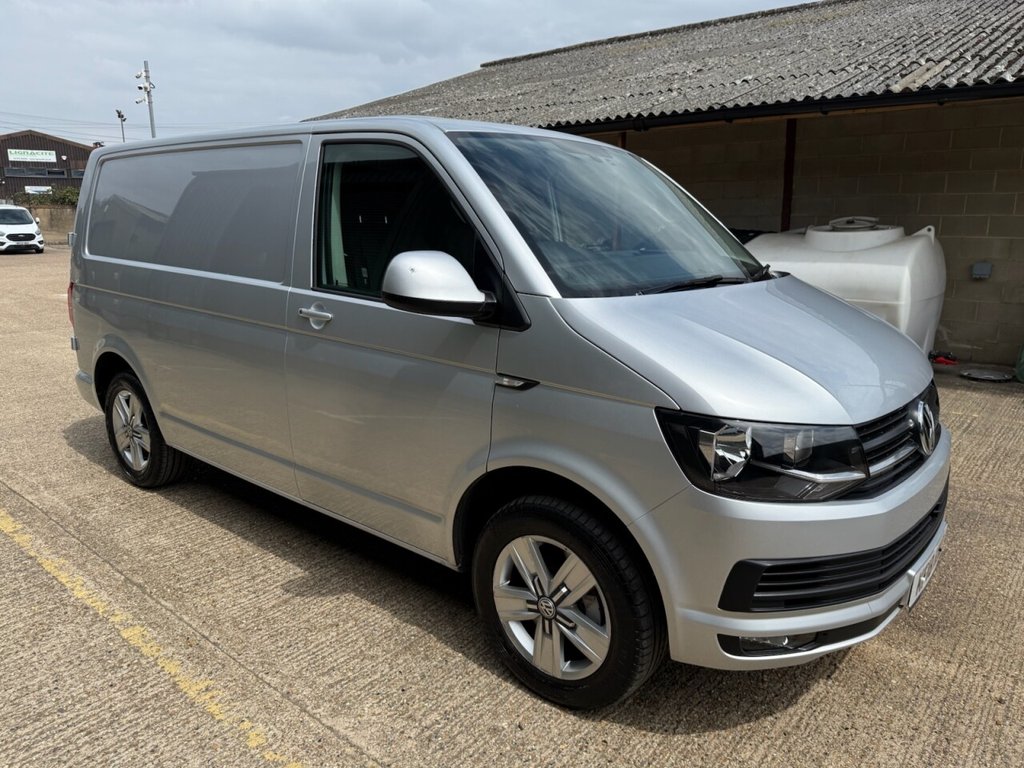 Used Volkswagen Transporter 2018 for sale - 75867861: Photo 17