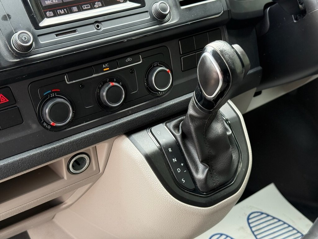 Used Volkswagen Transporter 2018 for sale - 75867861: Photo 4