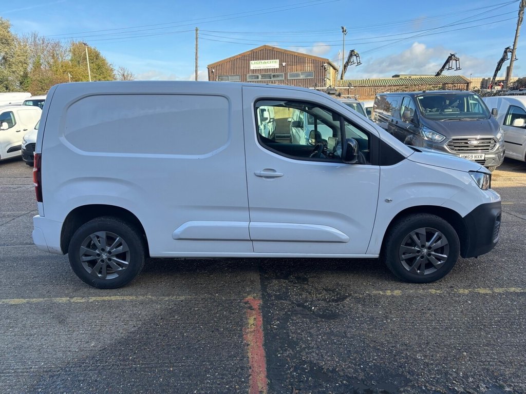 Used Peugeot Partner 2022 for sale - 76536023: Photo 2