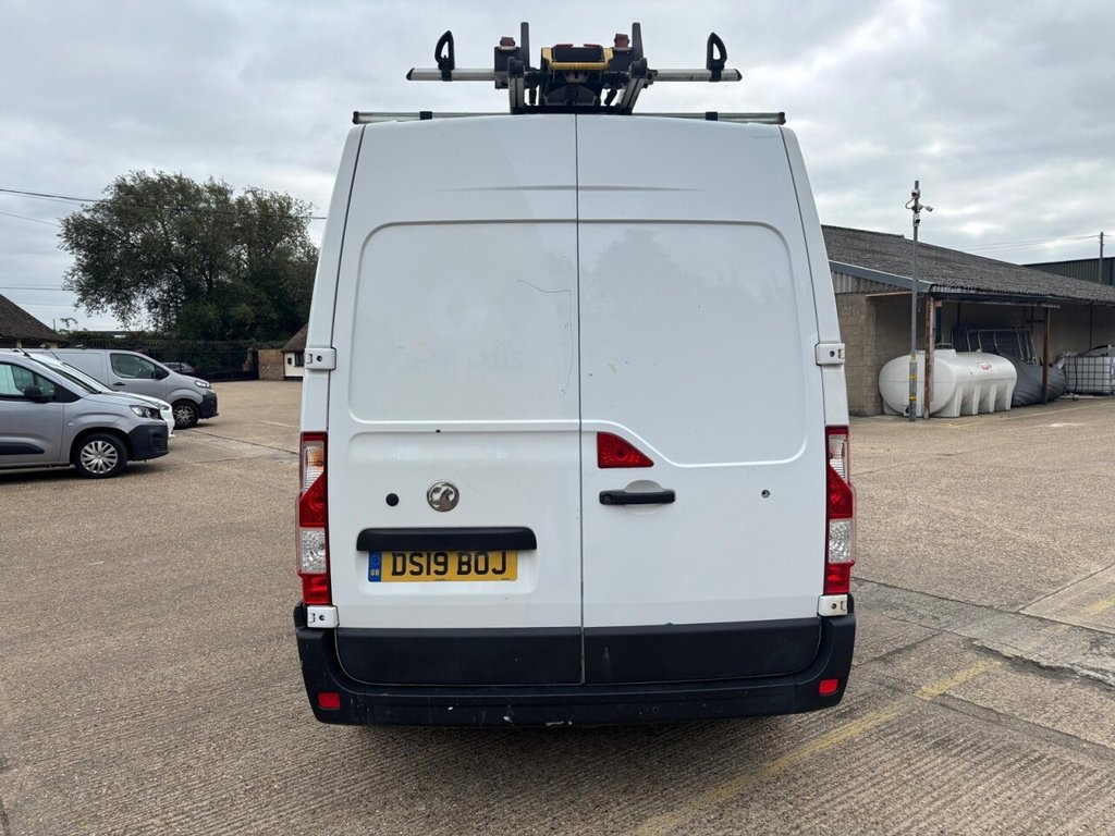 Used Vauxhall Movano 2019 for sale - 76132864: Photo 2