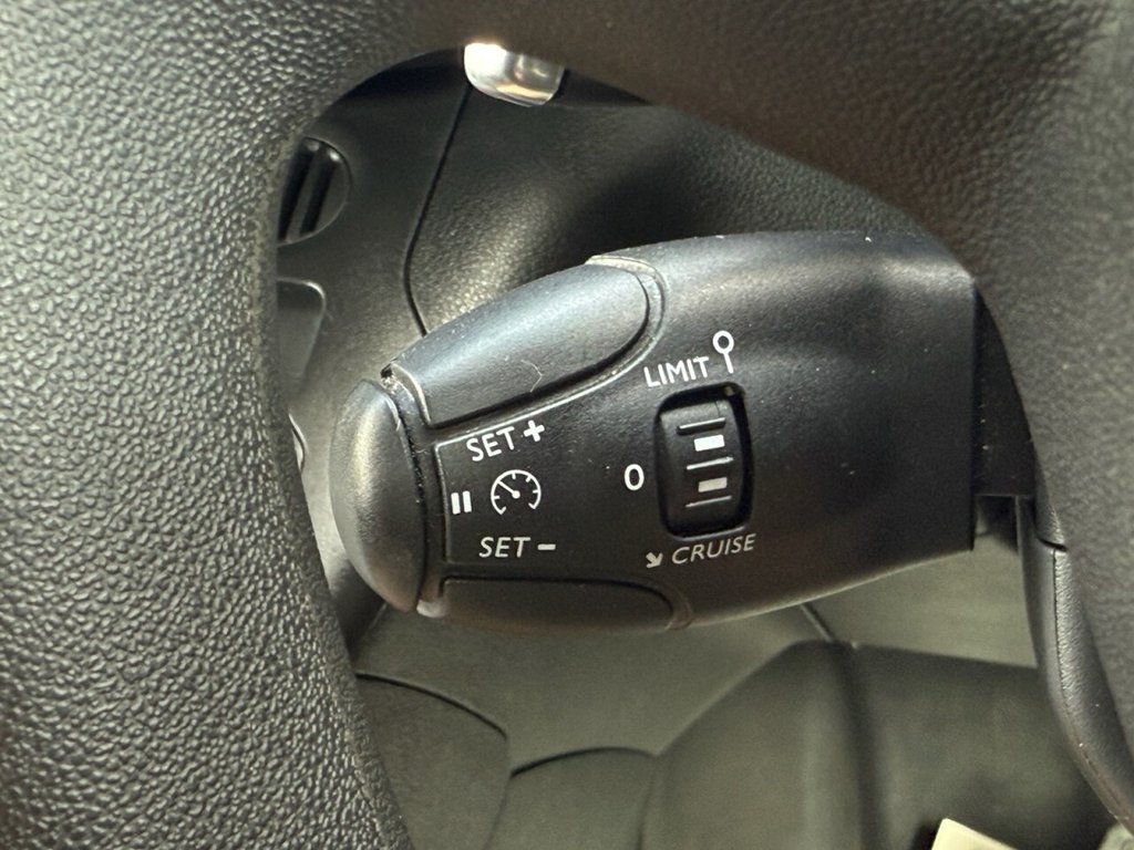 Vehicle 33