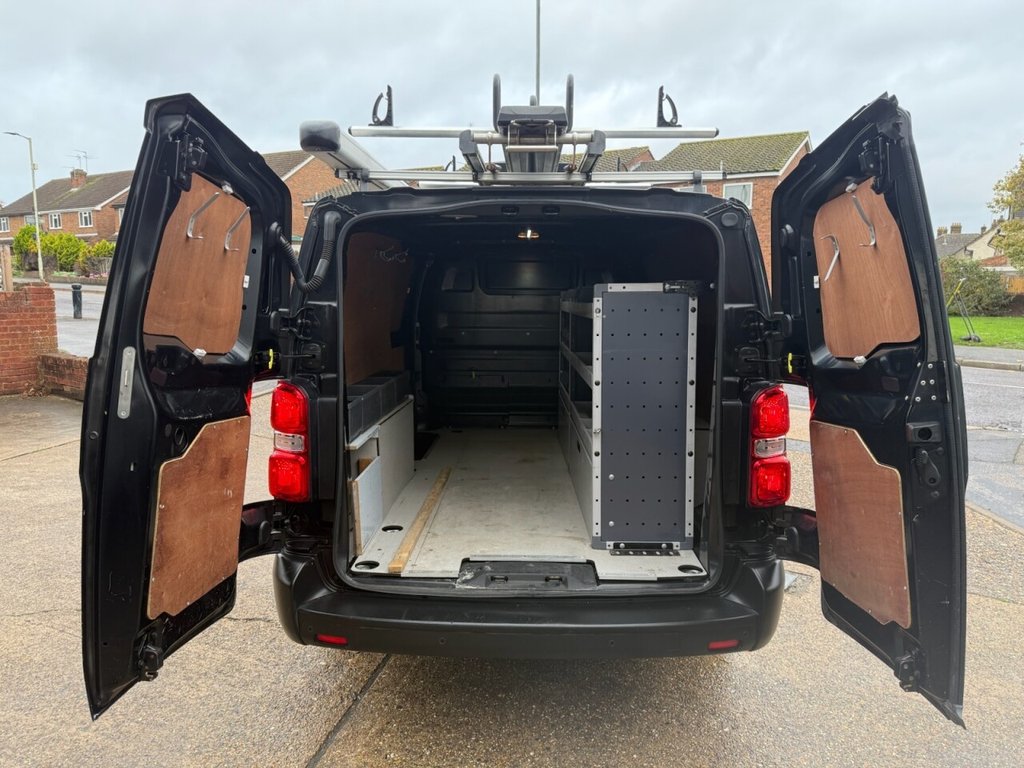 Used Peugeot Expert 2019 for sale - 76439295: Photo 10