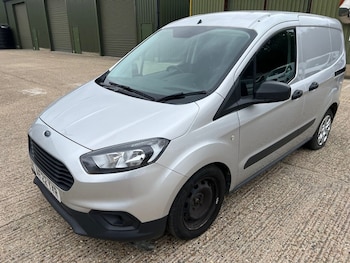 Ford - Transit Courier