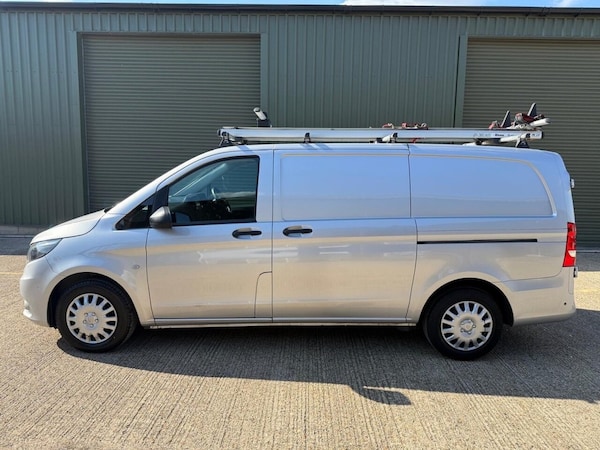 Used Mercedes-Benz Vito 2020 for sale - 76291577: Photo 2