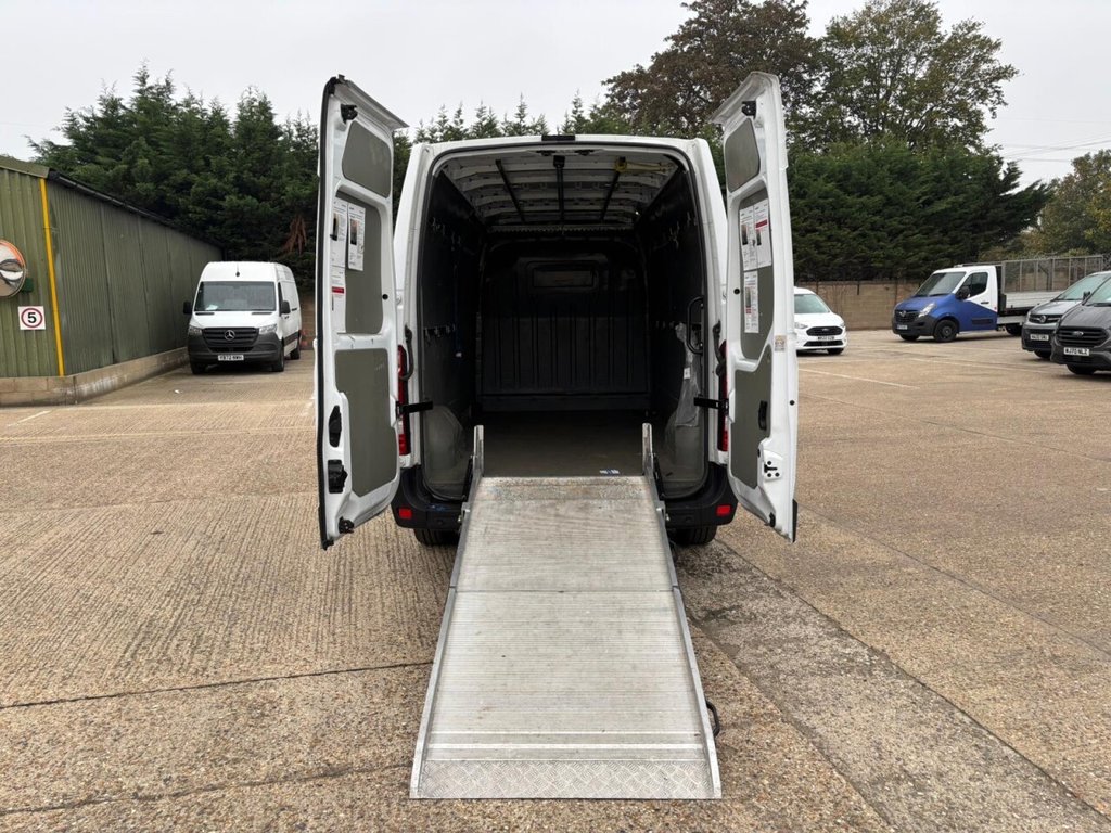 Used Renault Master 2020 for sale - 76132958: Photo 2