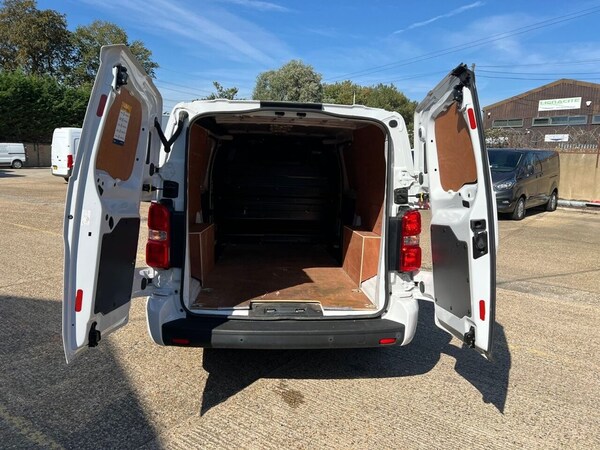 Used Vauxhall Vivaro 2022 for sale - 75986514: Photo 4
