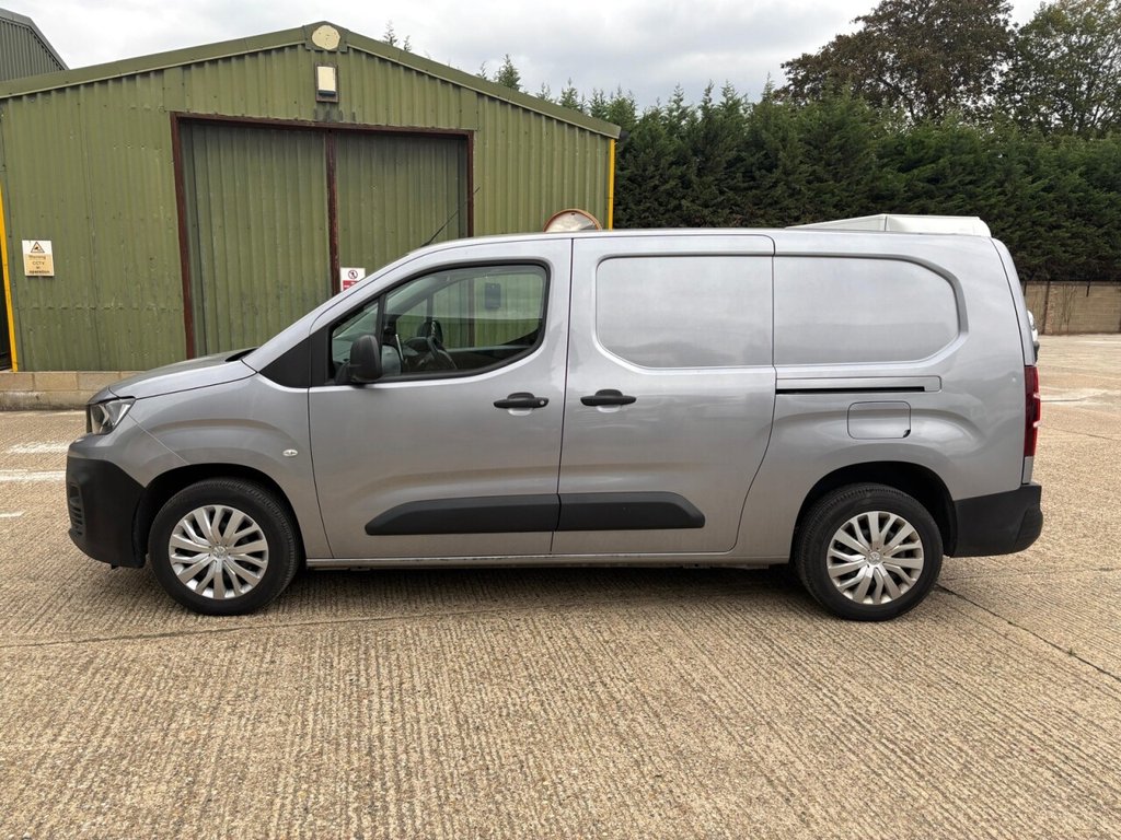 Used Peugeot Partner 2020 for sale - 76081026: Photo 2