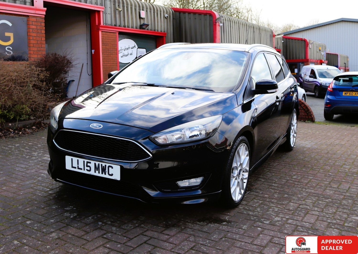 Used Ford Focus 2015 for sale - 77438513: Photo 3