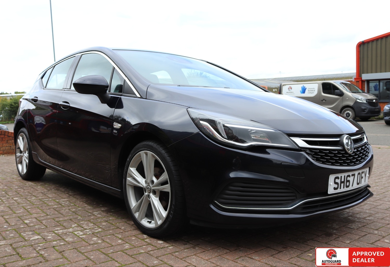 Used Vauxhall Astra 2017 for sale - 77298655: Photo 10