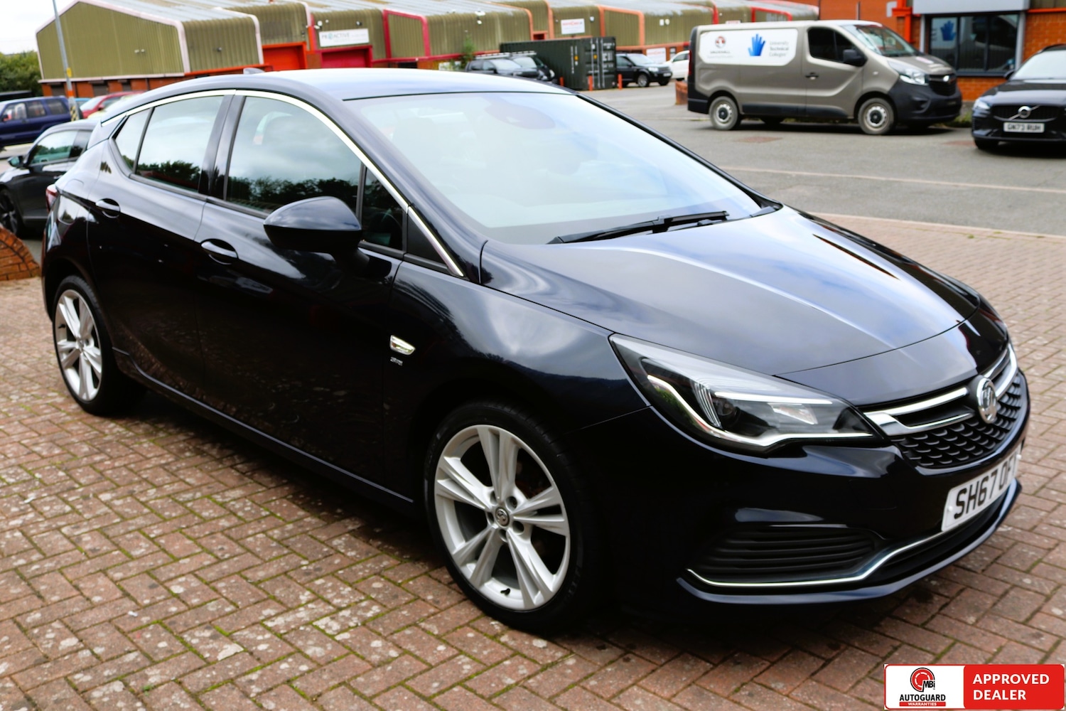 Used Vauxhall Astra 2017 for sale - 77298655: Photo 9