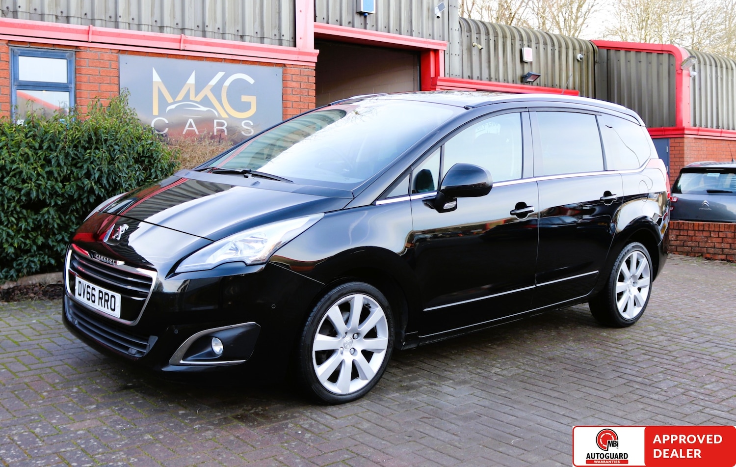 Used Peugeot 5008 2016 for sale - 77298638: Photo 1
