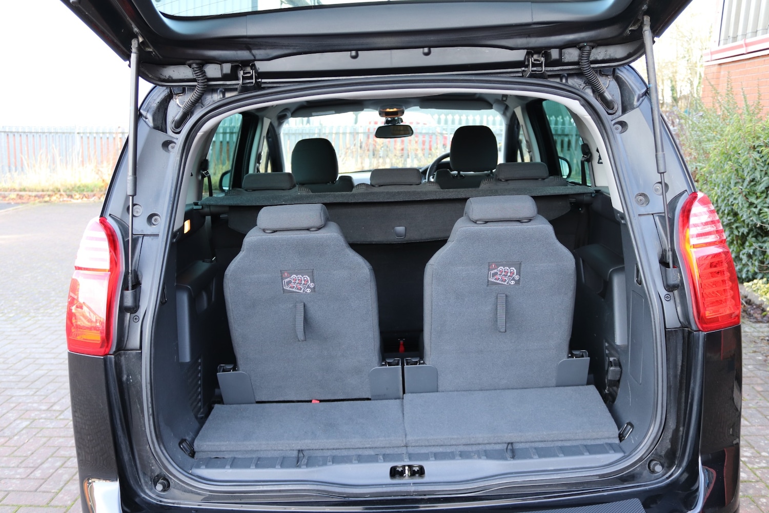 Used Peugeot 5008 2016 for sale - 77298638: Photo 17