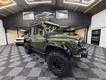 Land Rover Defender feature image