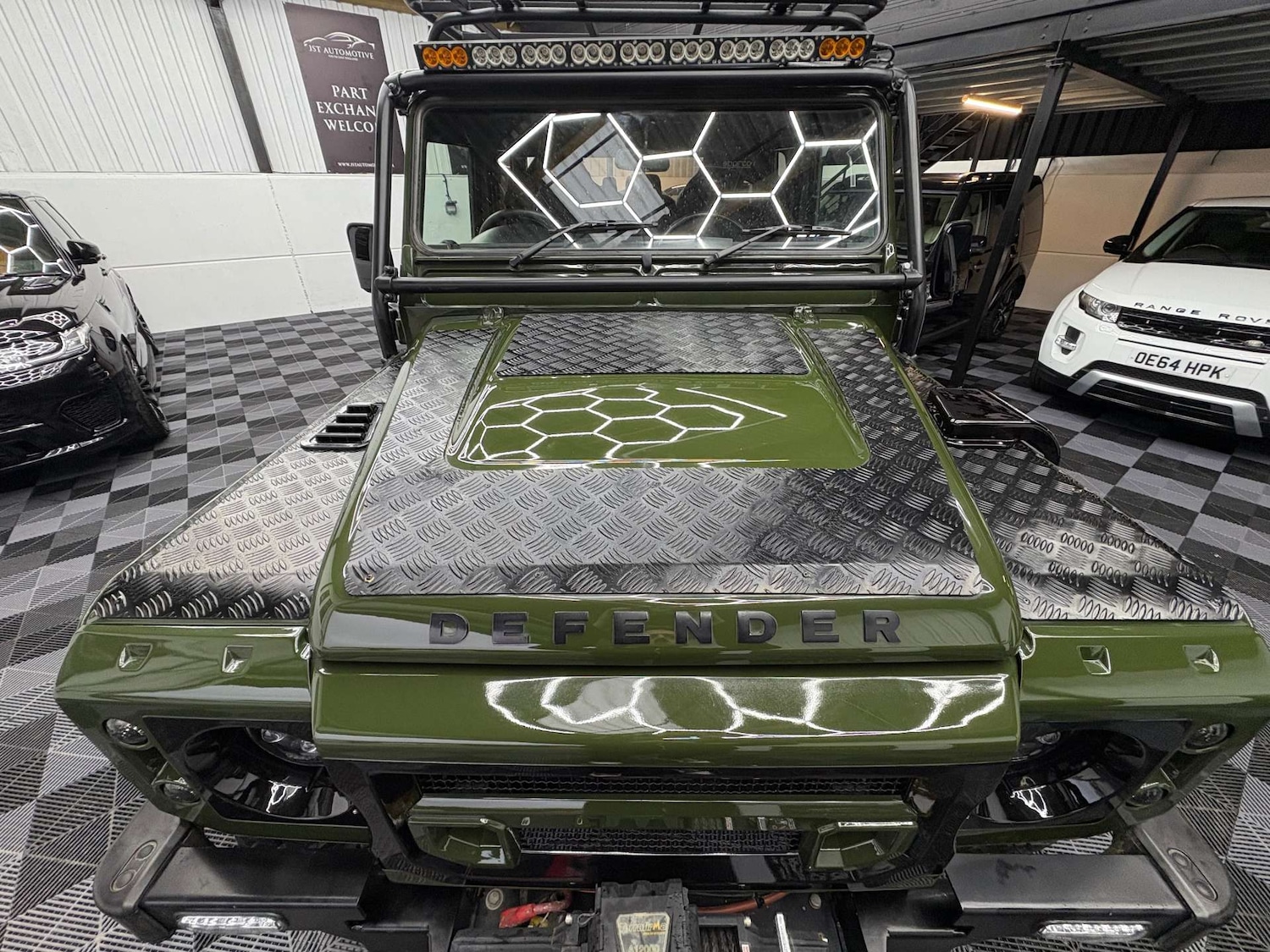 Used Land Rover Defender 2014 for sale - 77547708: Photo 3