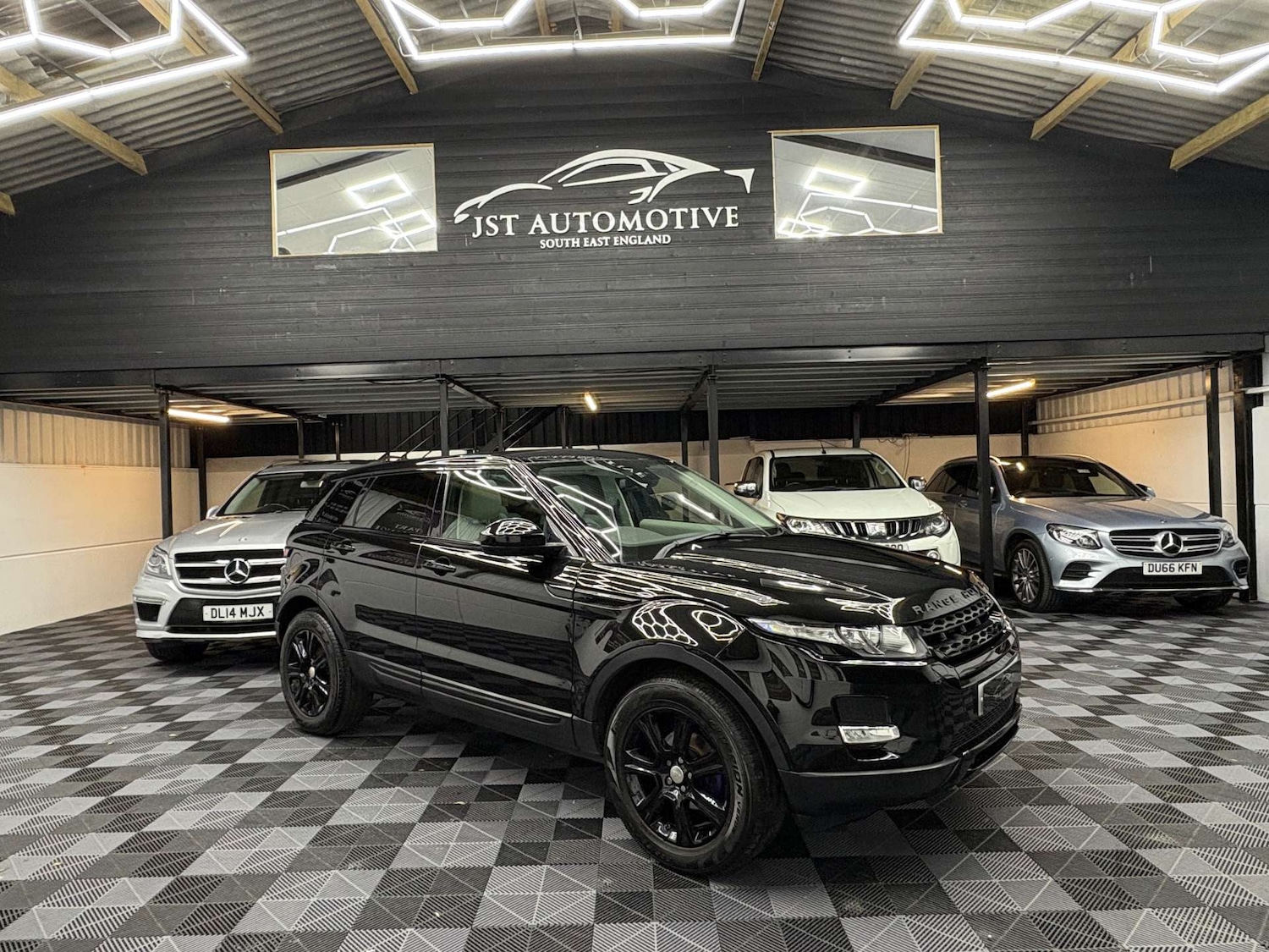 Used Land Rover Range Rover Evoque 2014 for sale - 76698027: Photo 1