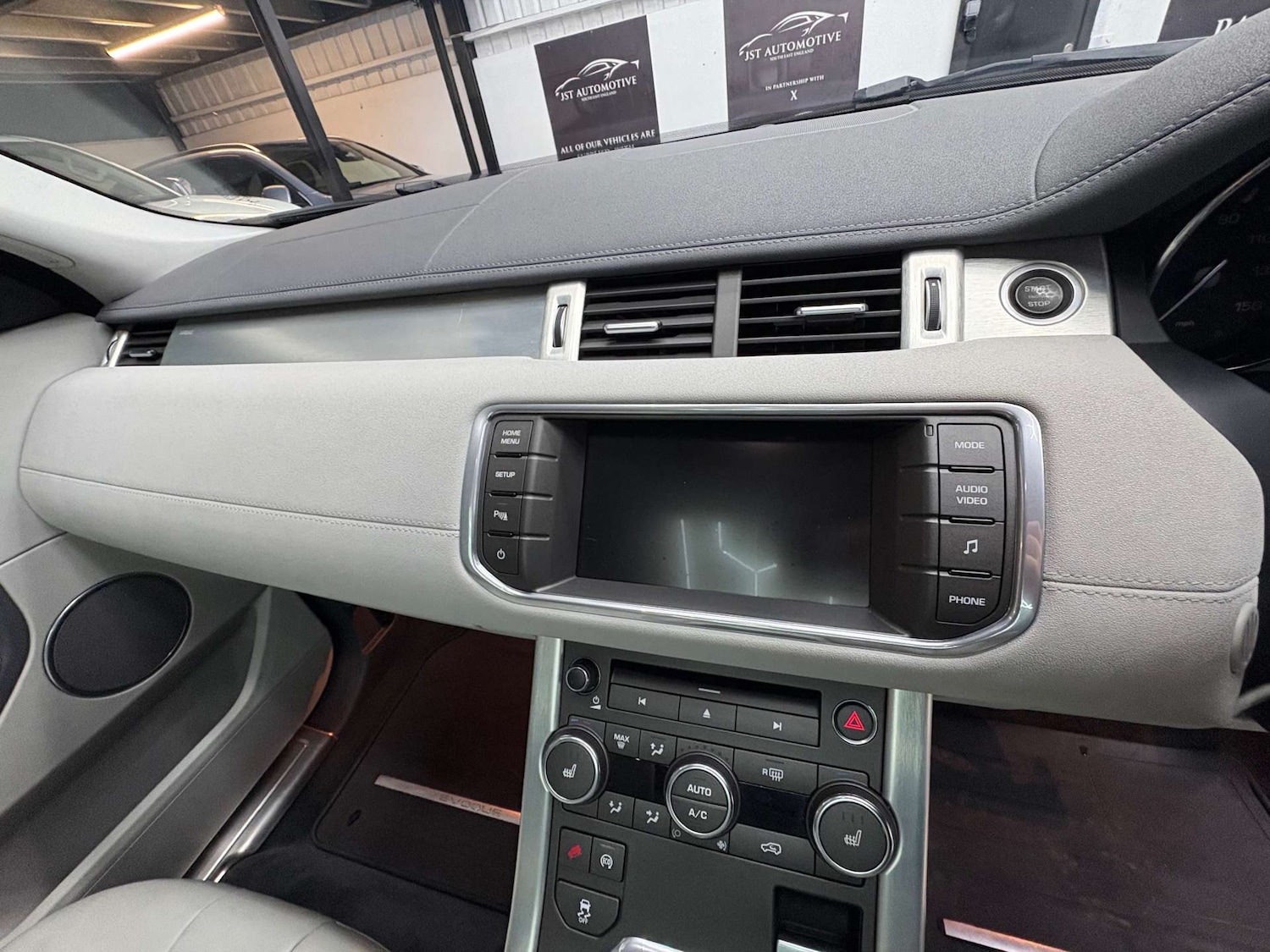 Used Land Rover Range Rover Evoque 2014 for sale - 76698027: Photo 24