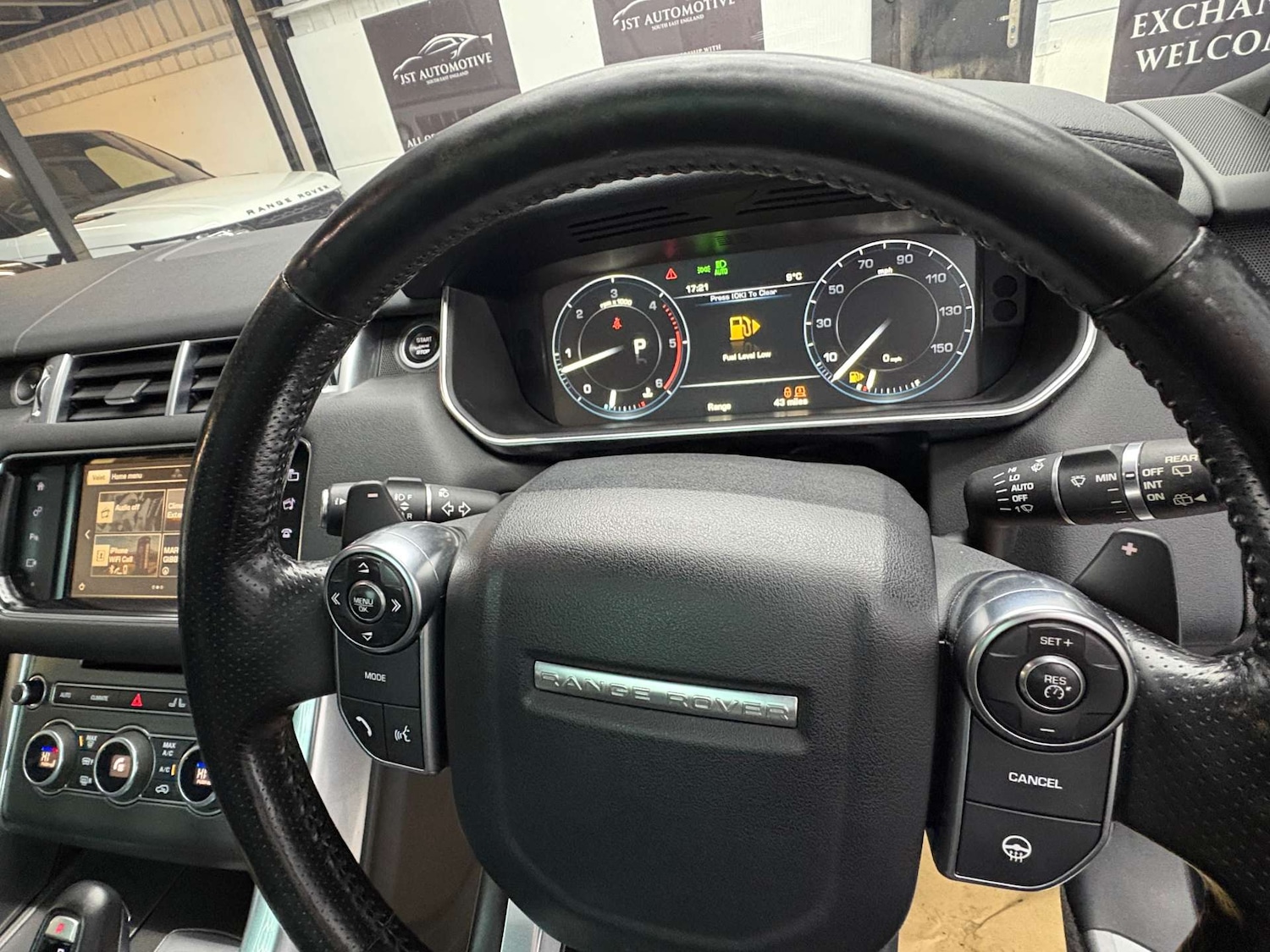 Used Land Rover Range Rover Sport 2015 for sale - 76896337: Photo 17