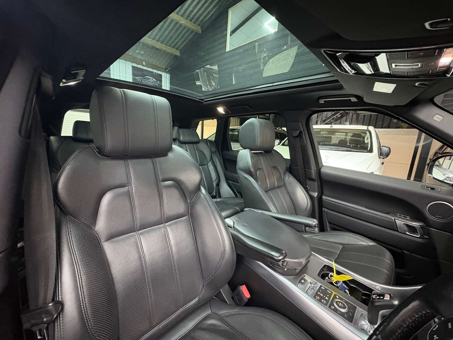 Used Land Rover Range Rover Sport 2015 for sale - 76896337: Photo 30