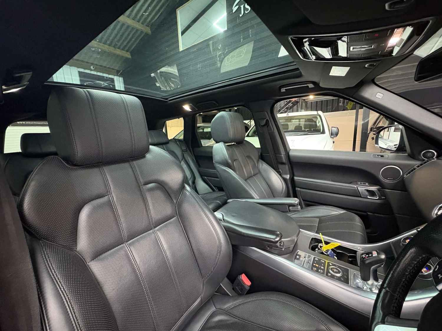 Used Land Rover Range Rover Sport 2015 for sale - 76896337: Photo 31