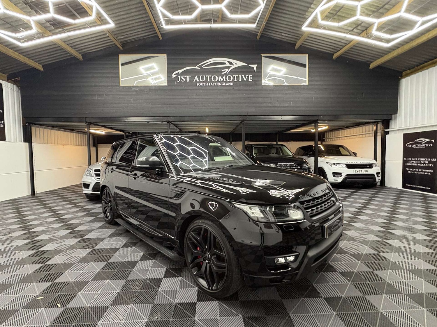 Used Land Rover Range Rover Sport 2015 for sale - 76896337: Photo 4