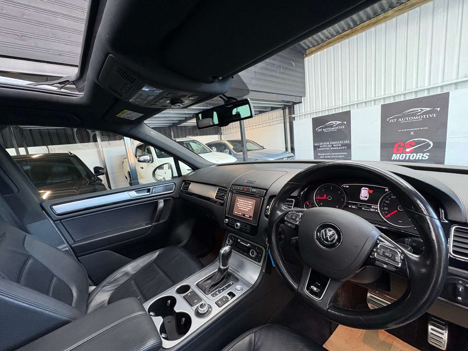 Used Volkswagen Touareg 2016 for sale - 76693594: Photo 27