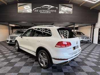 Used Volkswagen Touareg 2016 for sale - 76693594: Photo