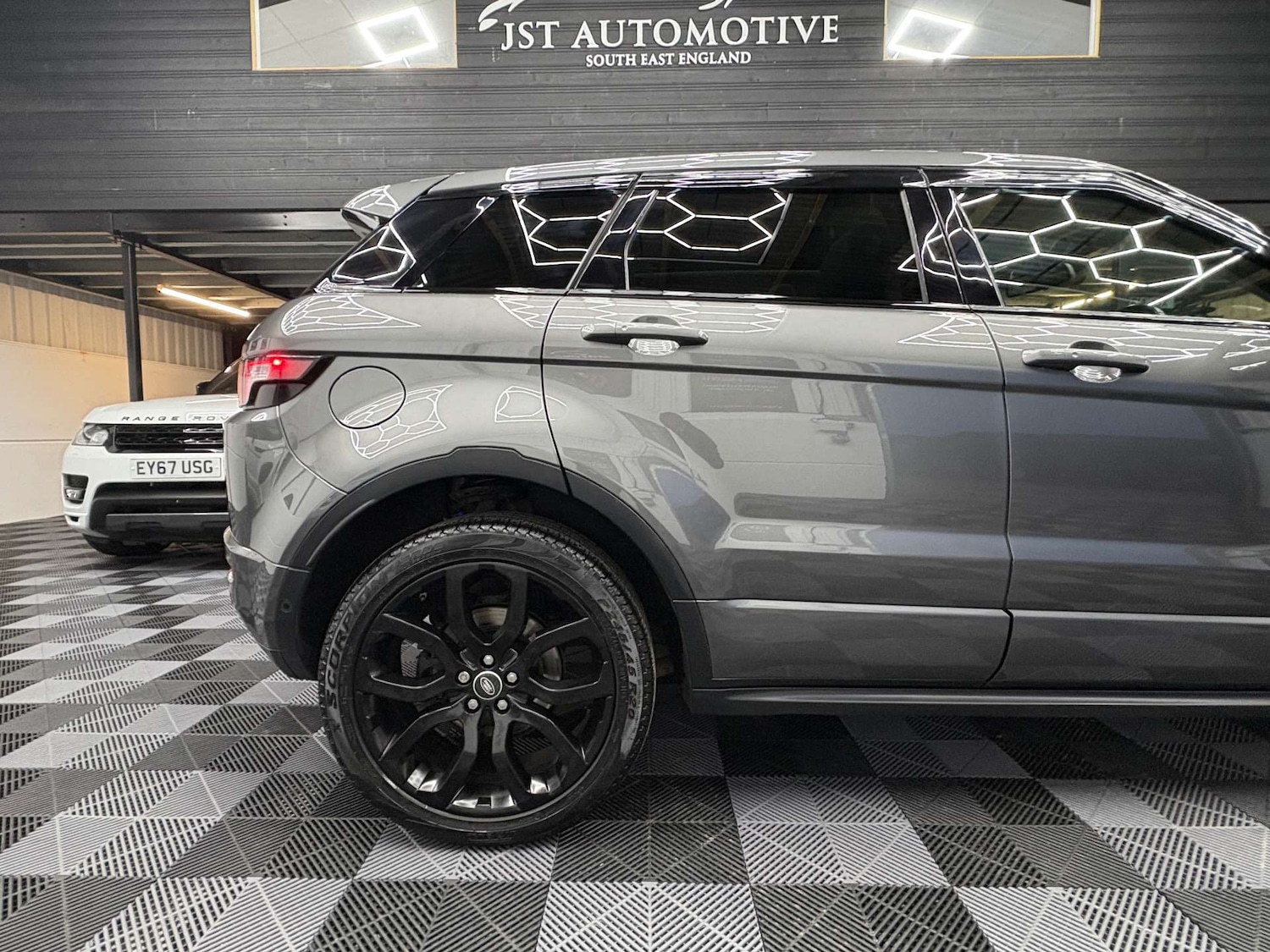 Used Land Rover Range Rover Evoque 2014 for sale - 77337007: Photo 6