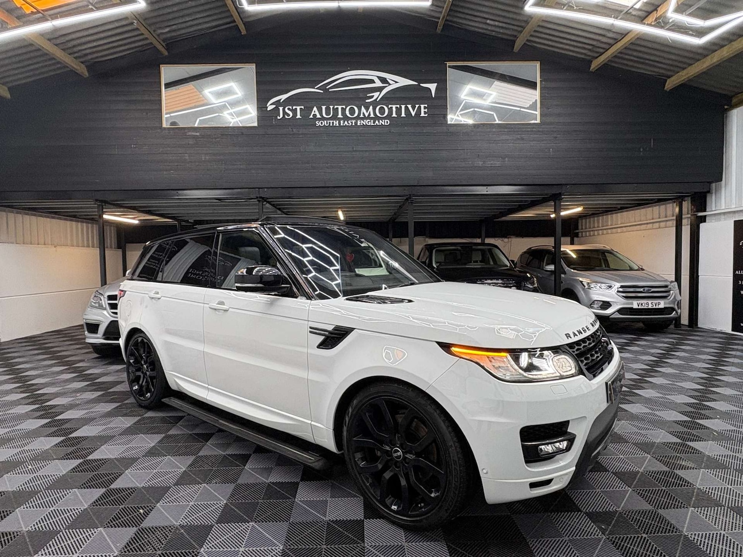 Used Land Rover Range Rover Sport 2017 for sale - 76859430: Photo 19