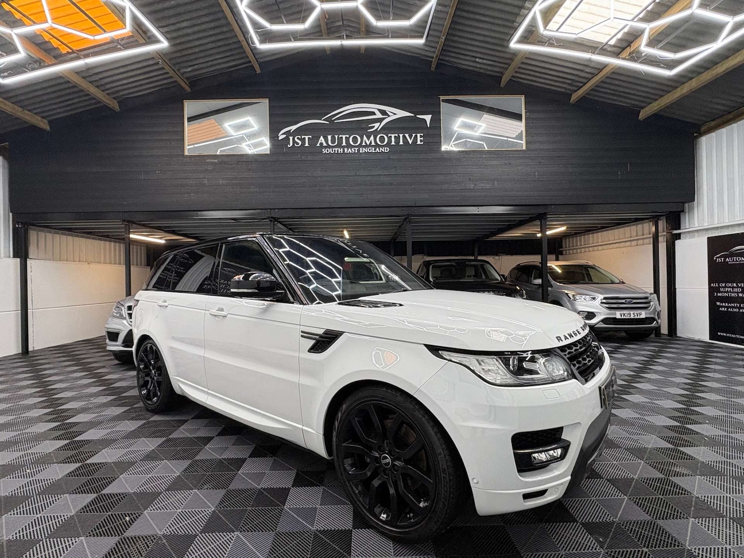 Used Land Rover Range Rover Sport 2017 for sale - 76859430: Photo 8
