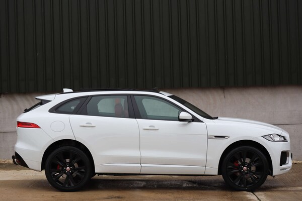 Used Jaguar F-Pace 2017 for sale - 76304390: Photo 14