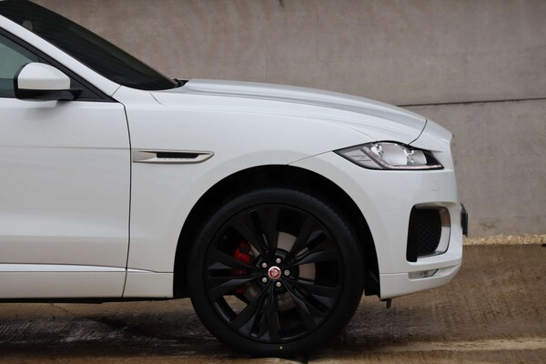Used Jaguar F-Pace 2017 for sale - 76304390: Photo 17