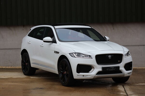 Used Jaguar F-Pace 2017 for sale - 76304390: Photo 1